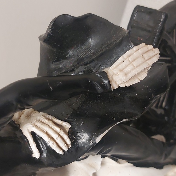 Love Never Dies Newly Wed Skeleton Couple On Bike Goth Romance Decor Figurine - Picture 8 of 16